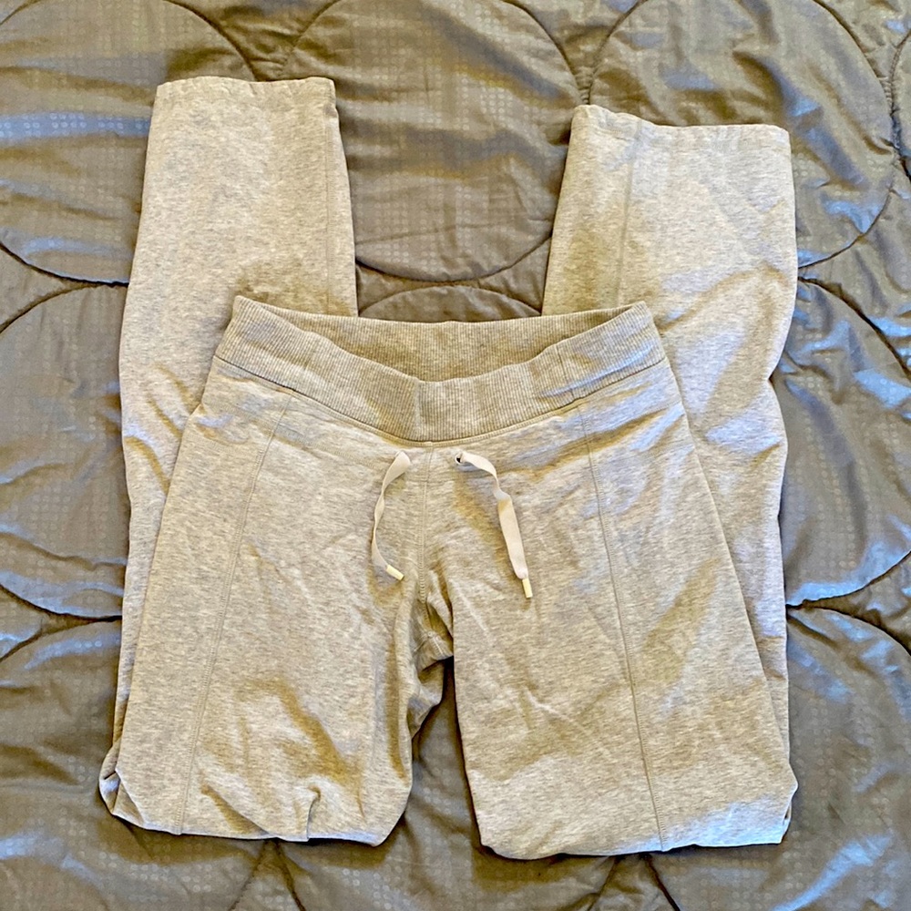 Lululemon sz6 Terry Gray Lounge Pants